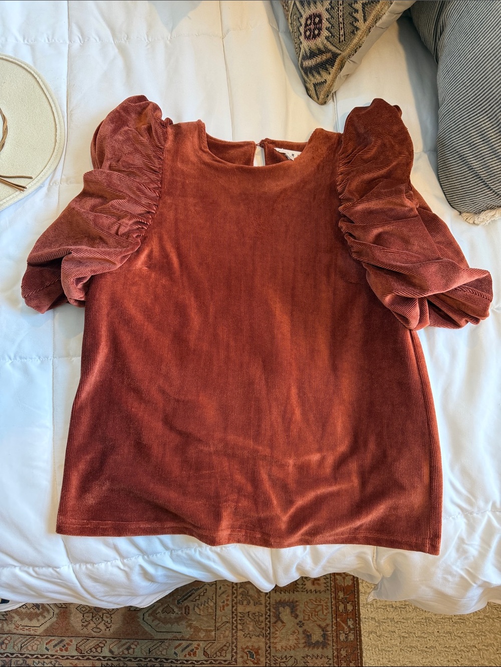 THML // puff flutter sleeve top